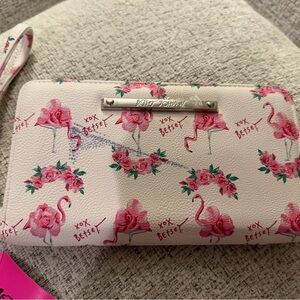 Betsey Johnson Rehab NWT Pink Floral Flamingo Zip Wallet